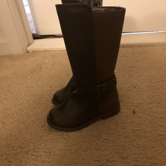 Boots - Picture 3 of 3